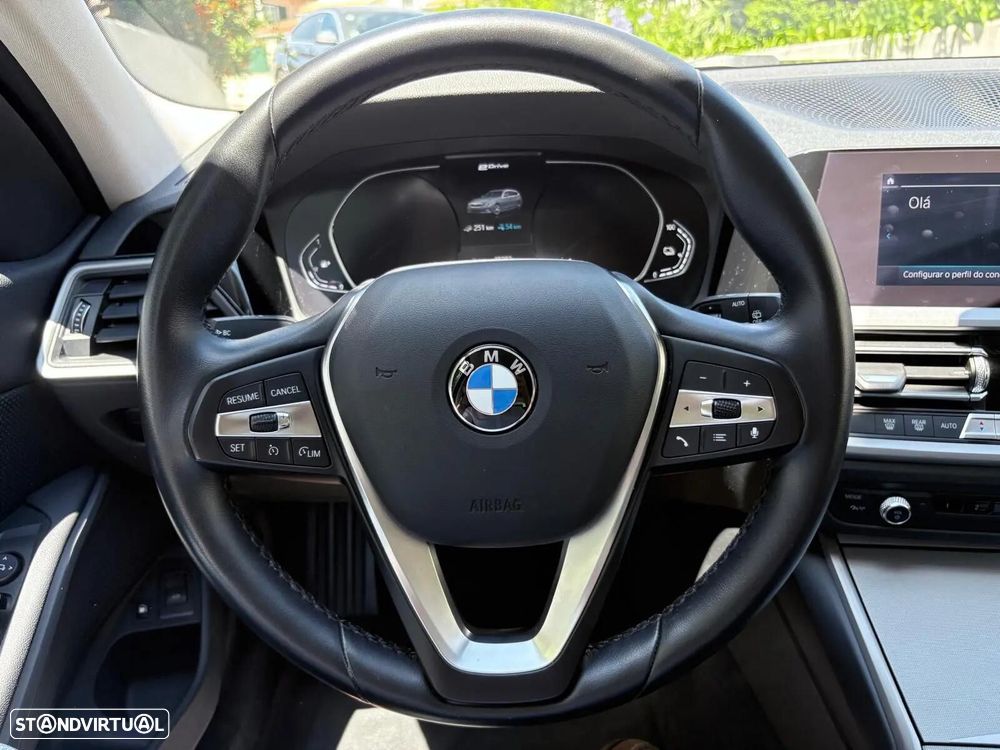 BMW 330 e Corporate Edition Auto - 37
