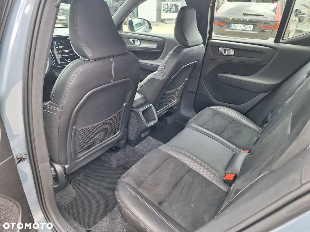 Volvo XC 40 T4 AWD R-Design - 9