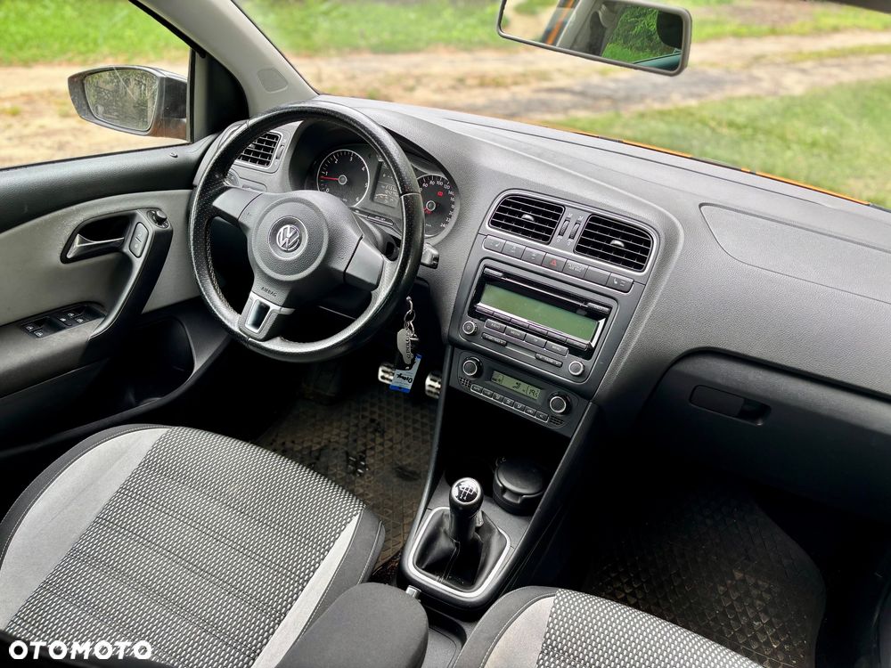 Volkswagen Polo 1.6 TDI Cross - 6