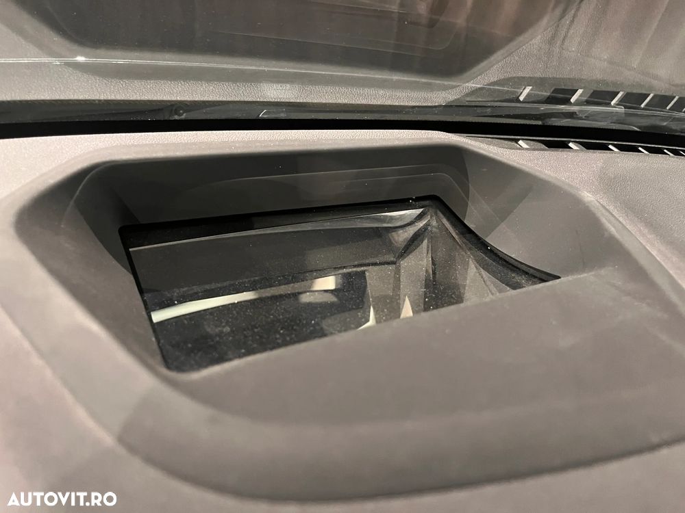 BMW Seria 5 530e xDrive AT PHEV - 31