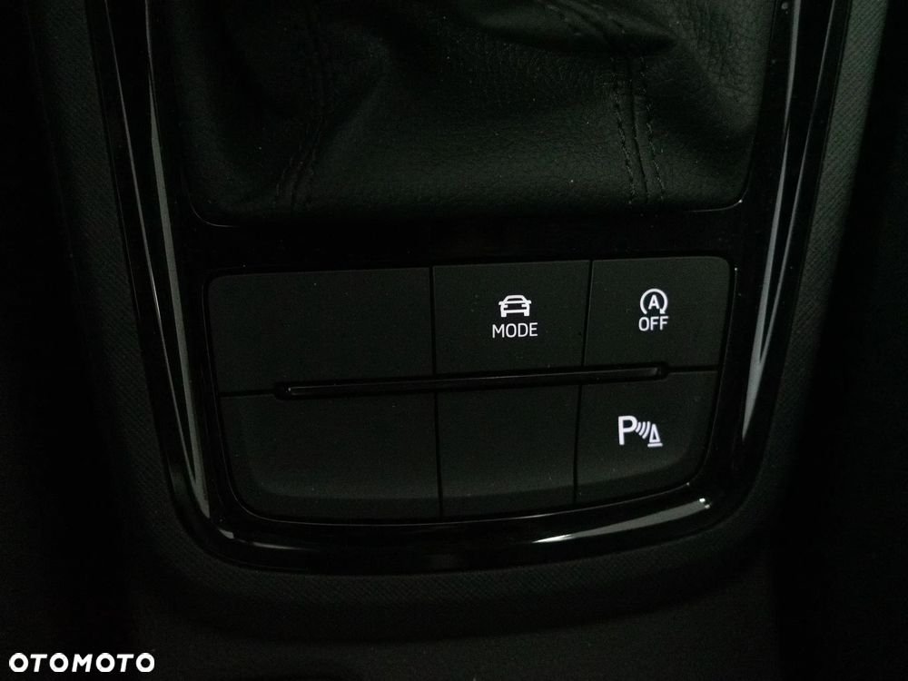 Skoda Kamiq 1.5 TSI Selection DSG - 22