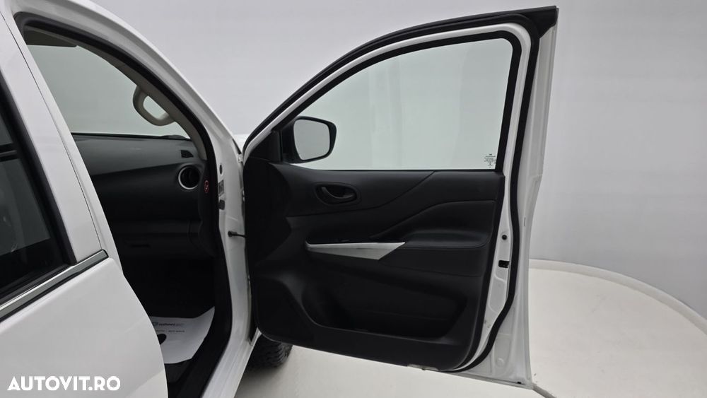 Nissan Navara 2.3 dCi Double Cab Visia - 17