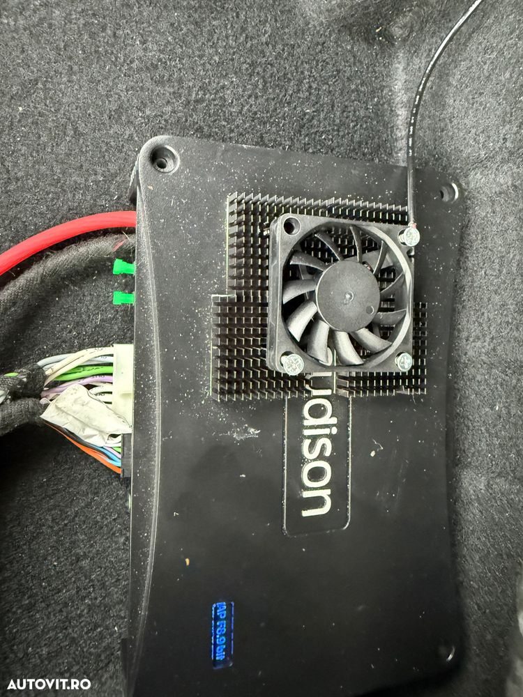 Mercedes-Benz GLC - 12