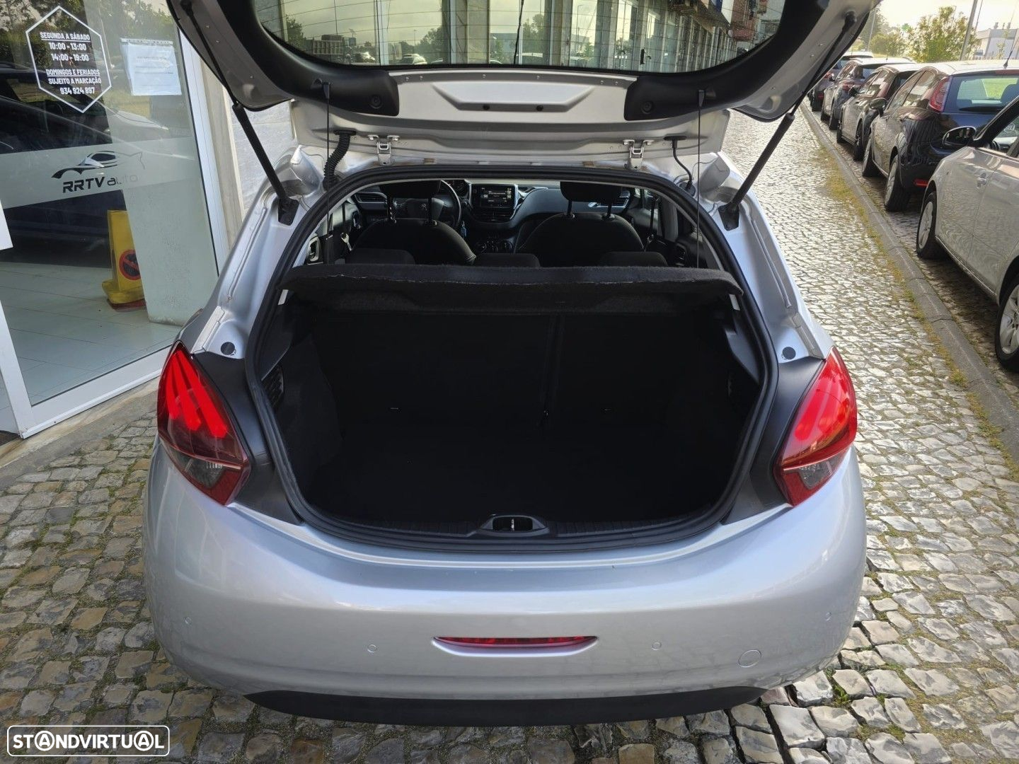 Peugeot 208 1.2 PureTech Style - 8