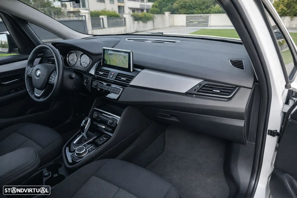 BMW 216 Gran Tourer d Aut. Sport Line - 9