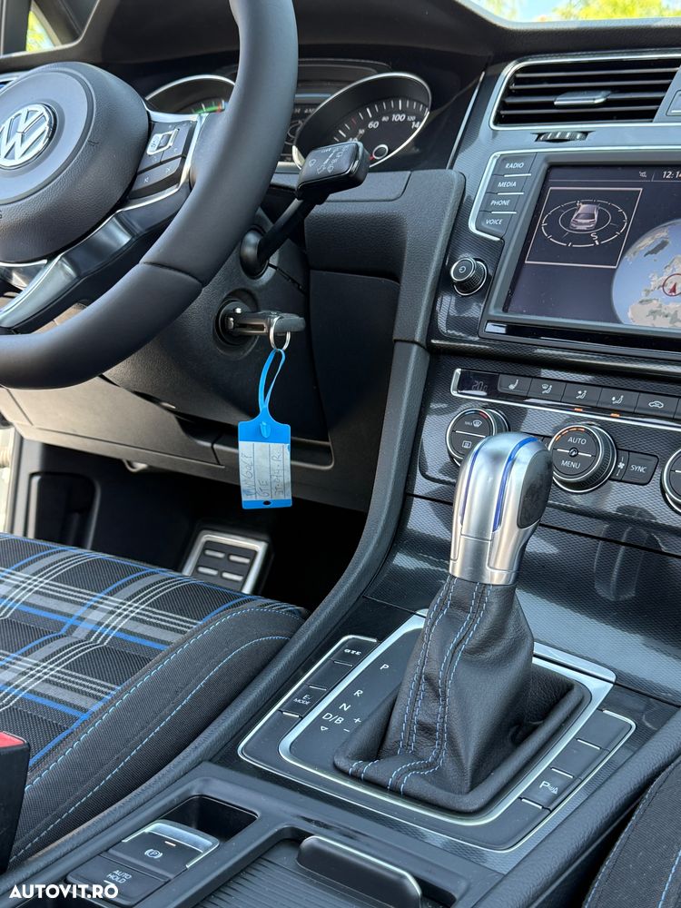 Volkswagen Golf 1.4 GTE Plug-In-Hybrid DSG - 9