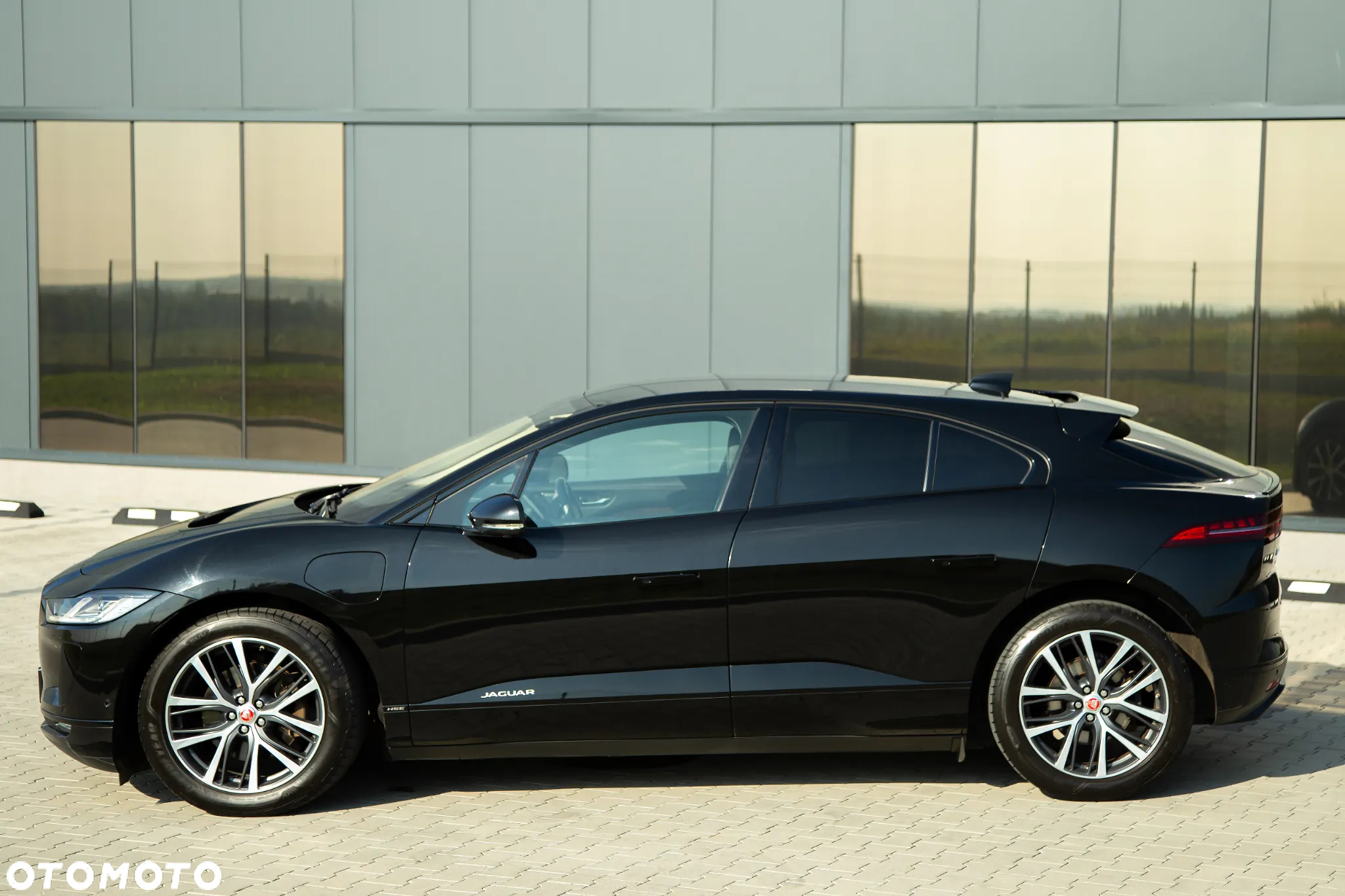 Jaguar I-Pace EV400 AWD First Edition - 5