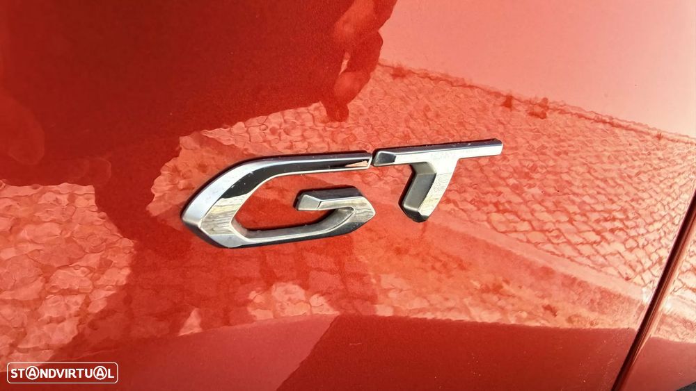 Peugeot 2008 PureTech 130 EAT8 GT - 13