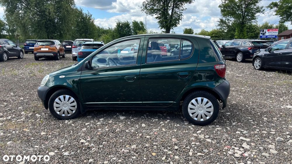 Toyota Yaris 1.0 Luna - 9