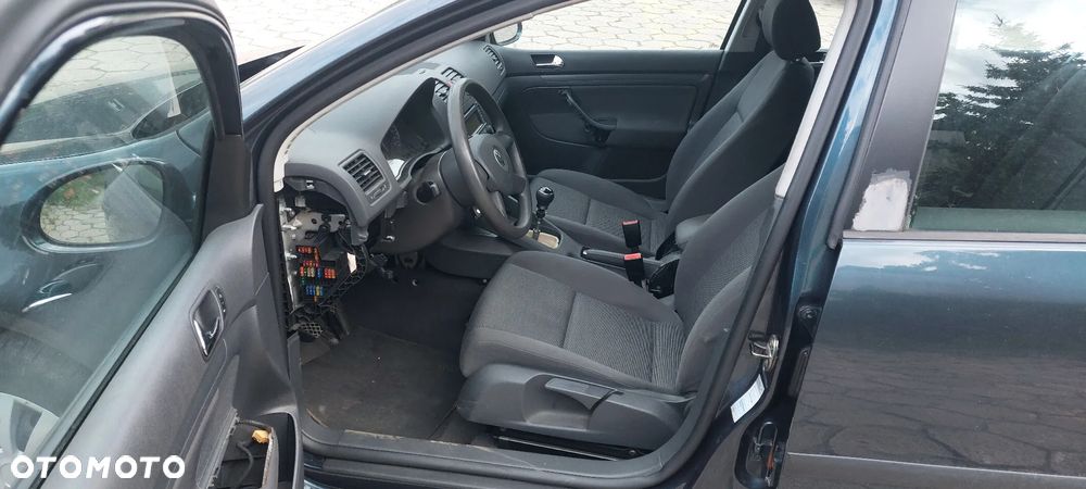 Volkswagen Golf - 9
