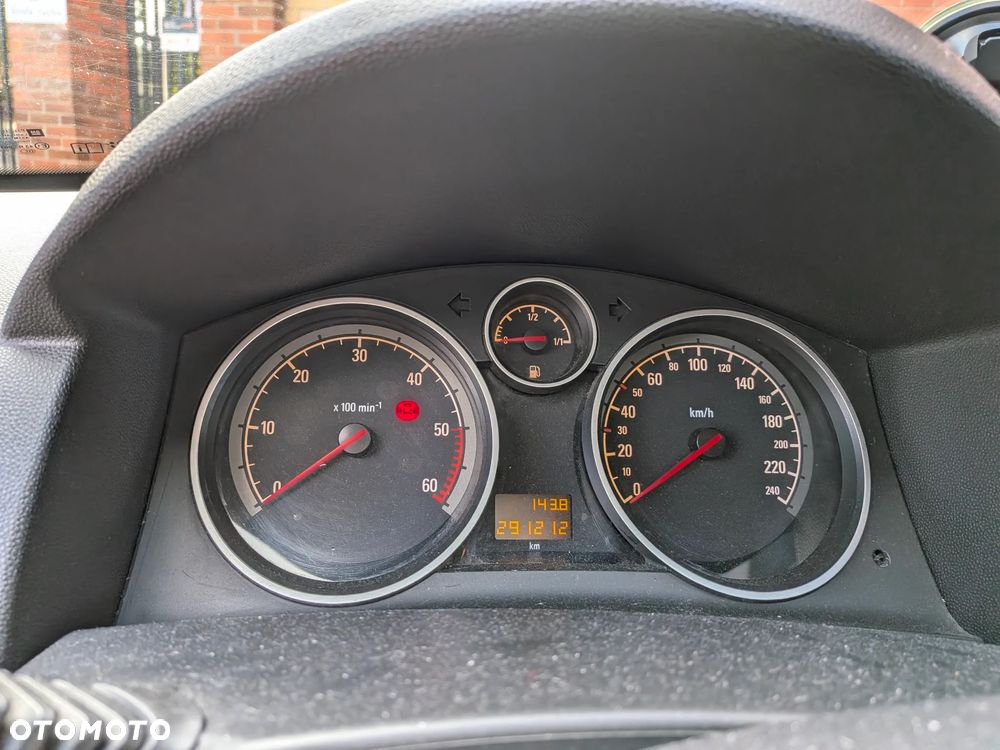 Opel Astra - 8