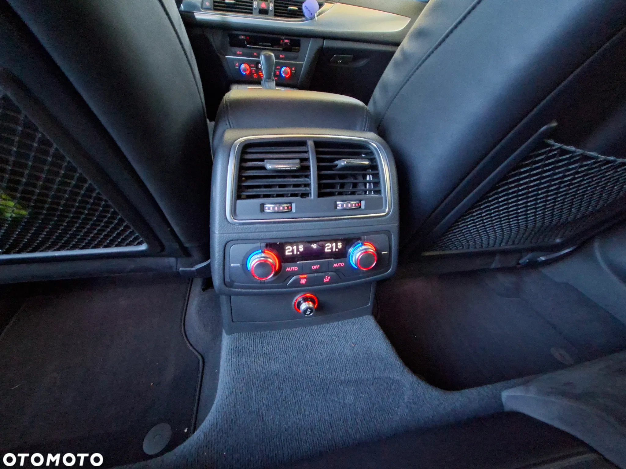 Audi A6 Avant 2.0 TDI Ultra S tronic - 15
