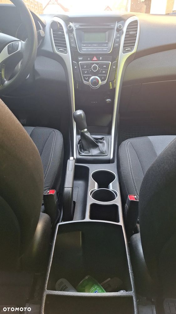 Hyundai i30 1.6 CRDi Classic - 18