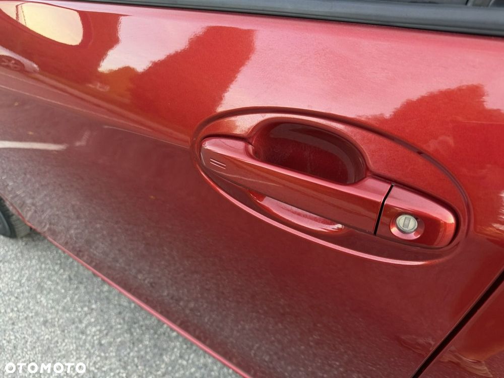 Toyota Yaris - 17