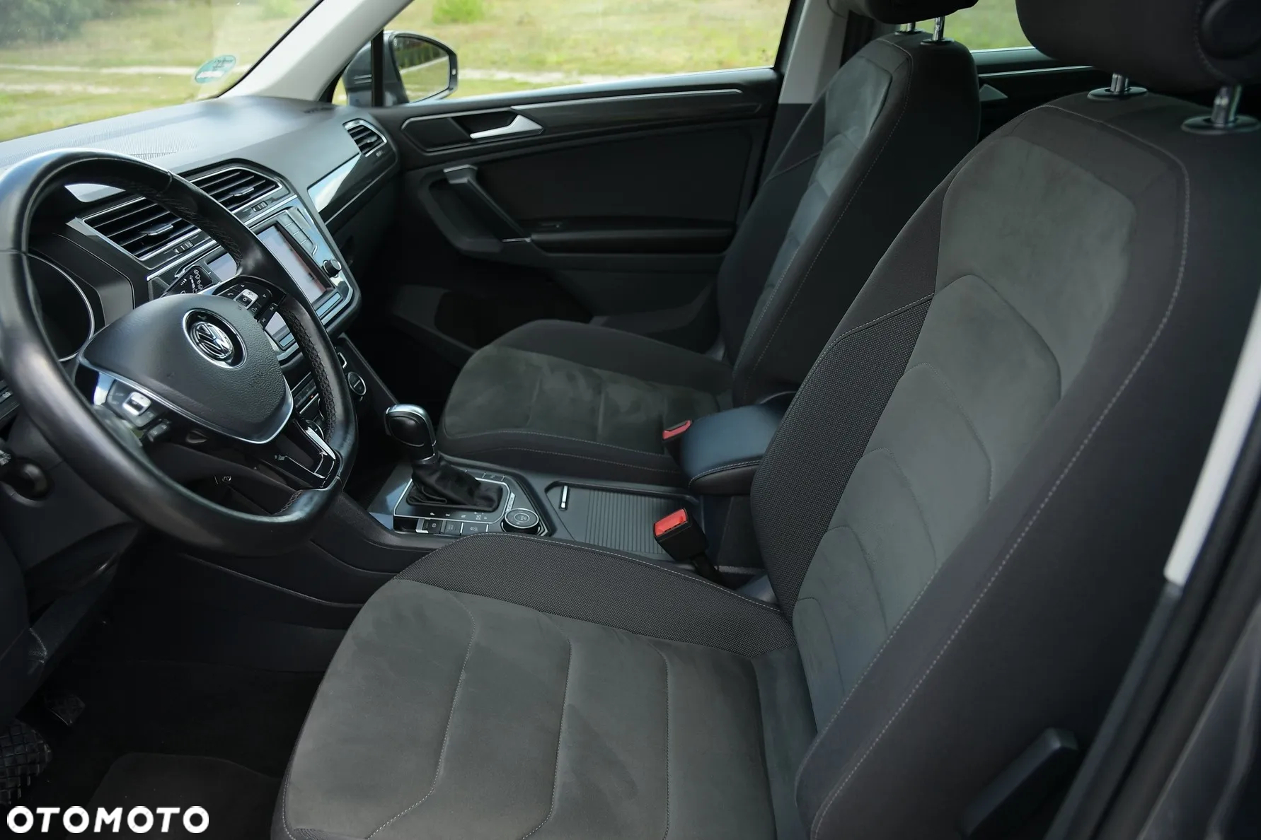 Volkswagen Tiguan - 16