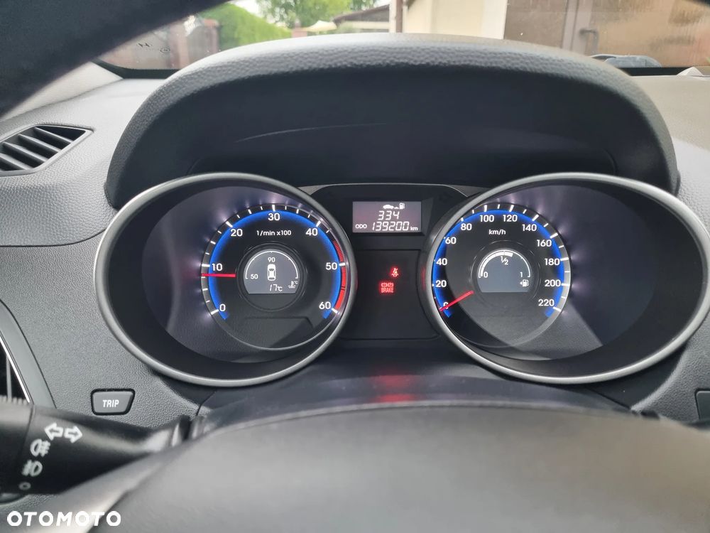 Hyundai ix35 2.0 CRDi 4WD Fifa World Cup Gold Edition - 37