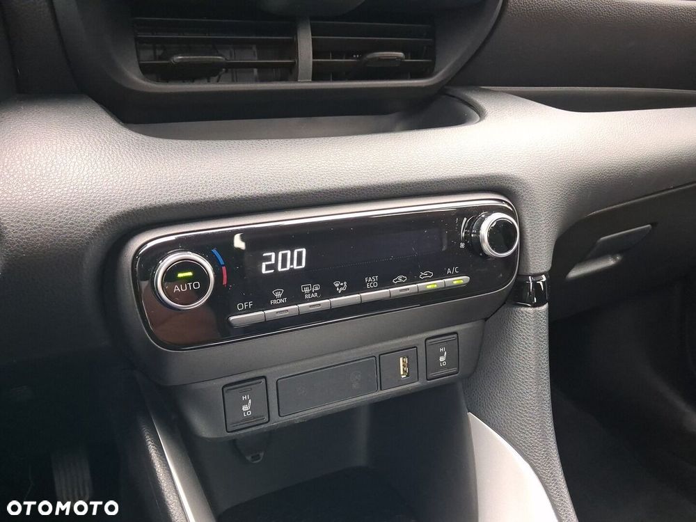 Toyota Yaris Hybrid 1.5 Comfort - 21