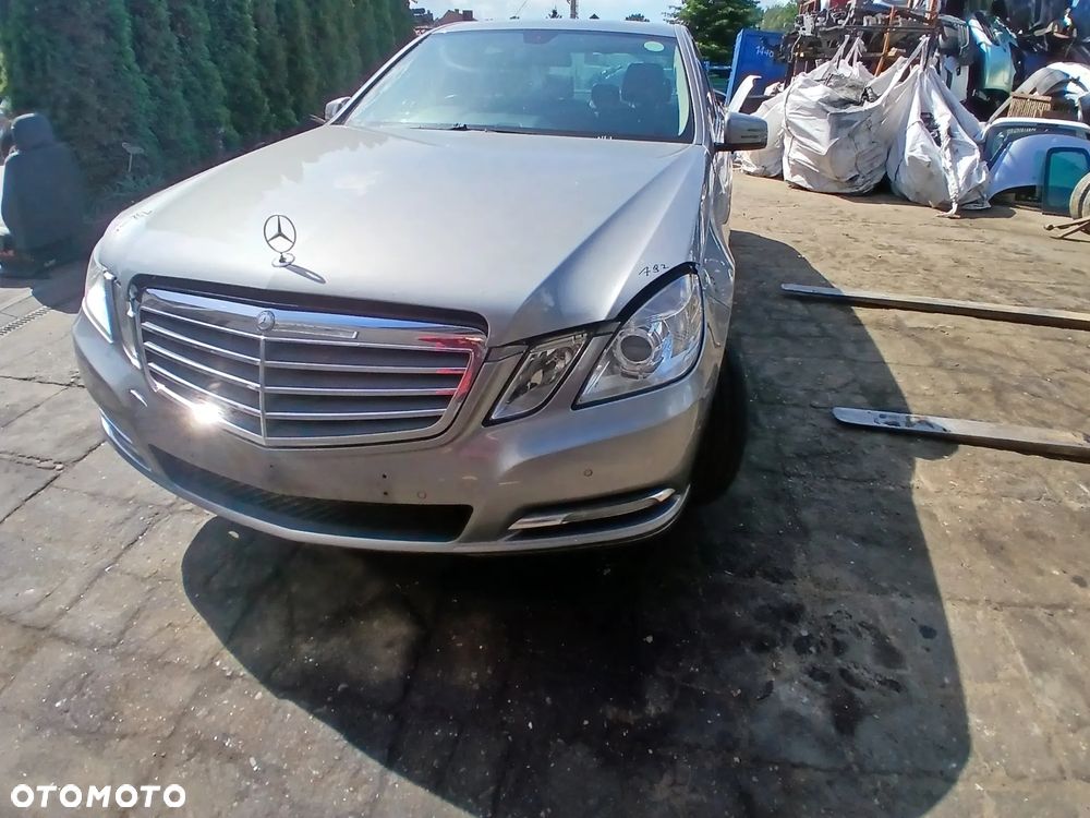 Mercedes E-Kl W212 2.2 CDI  Lakier 792 Maska drzwi zderzak błotnik  klapa  felgi zawieszenie - 3