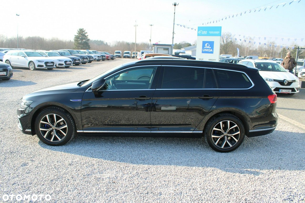 Volkswagen Passat - 9