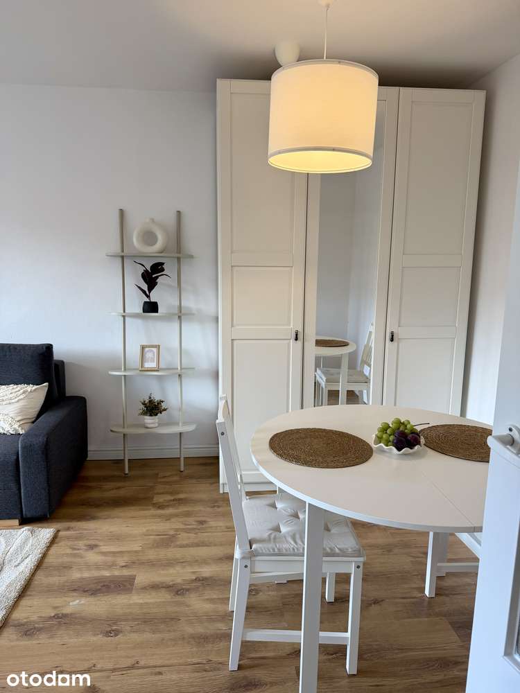 Przytulne 42 m², 2 osobne pokoje, osobna kuchnia, balkon | Bielany