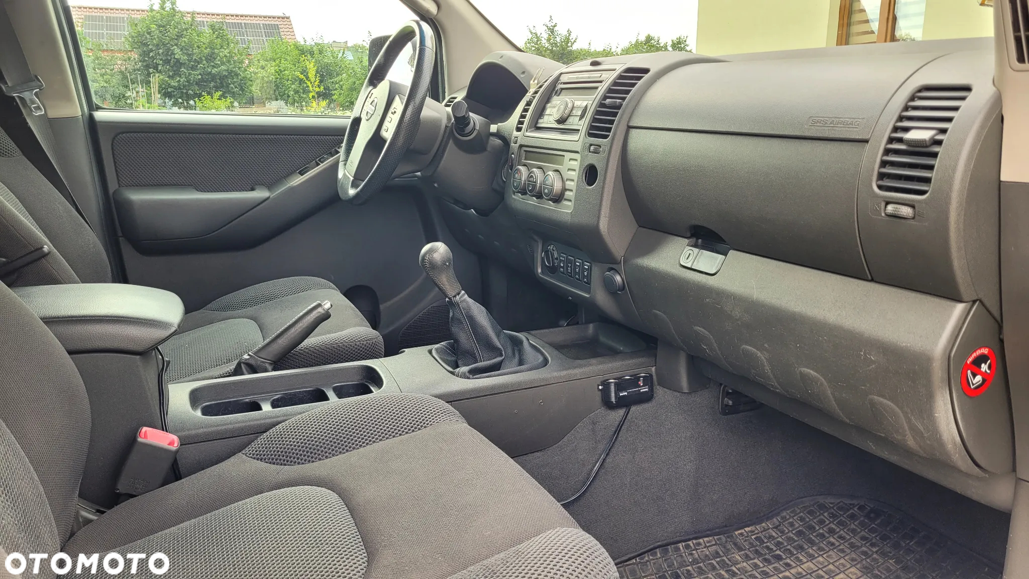 Nissan Navara 2.5 D XE - 11