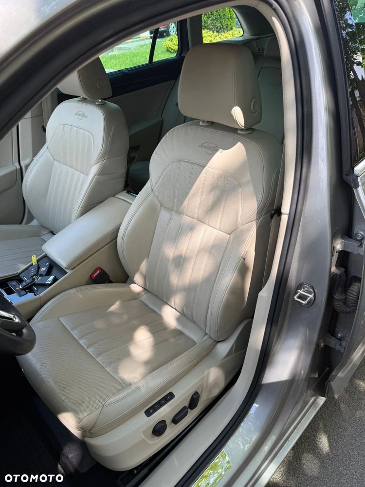 Skoda Superb 2.0 TDI L&K DSG - 3