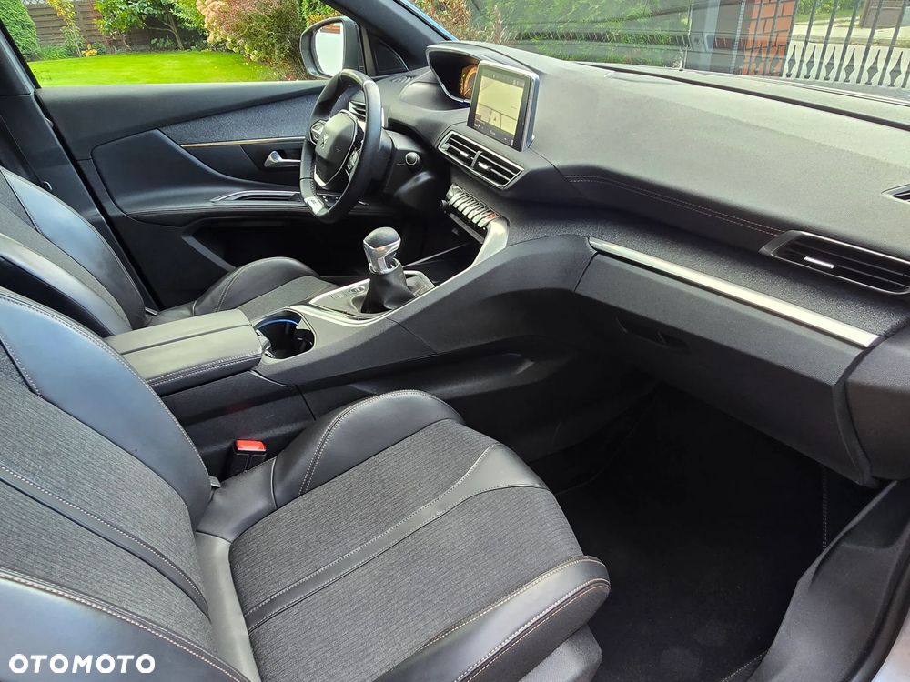 Peugeot 5008 1.5 BlueHDi GT S&S - 5