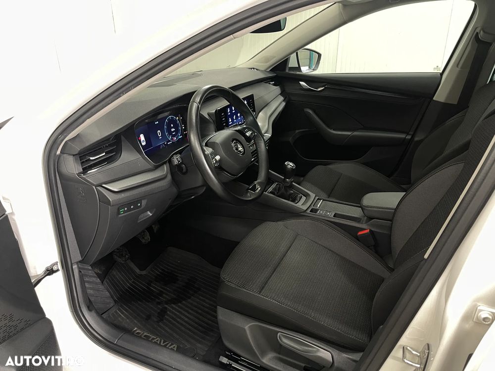 Skoda Octavia 2.0 TDI Ambition - 5