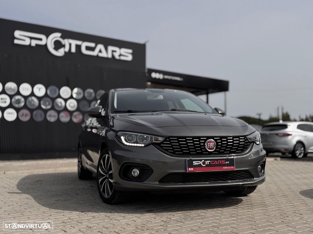 Fiat Tipo 1.3 M-Jet Lounge Tech J17 - 1