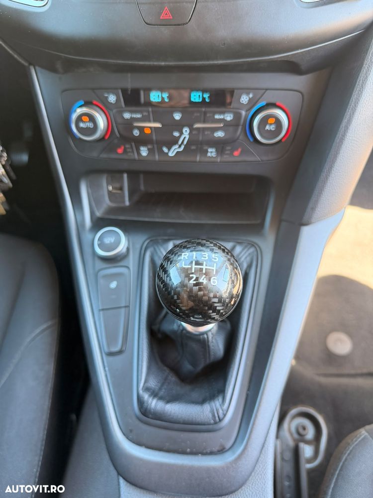 Ford Focus 1.5 TDCi Trend - 10