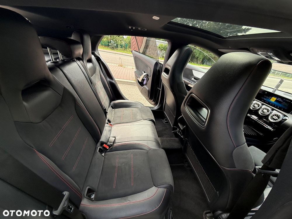 Mercedes-Benz CLA 200 AMG Line 7G-DCT - 6