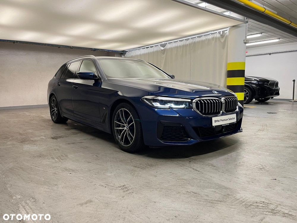 BMW Seria 5 530d xDrive mHEV M Sport sport - 11