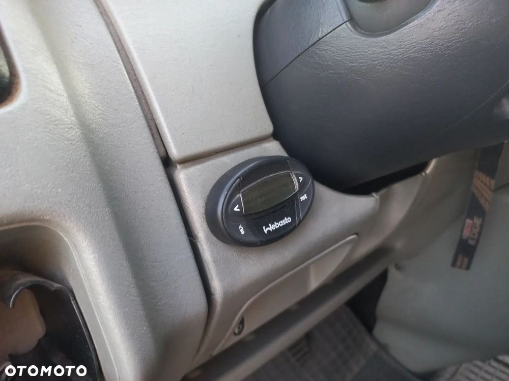 Renault Trafic - 12
