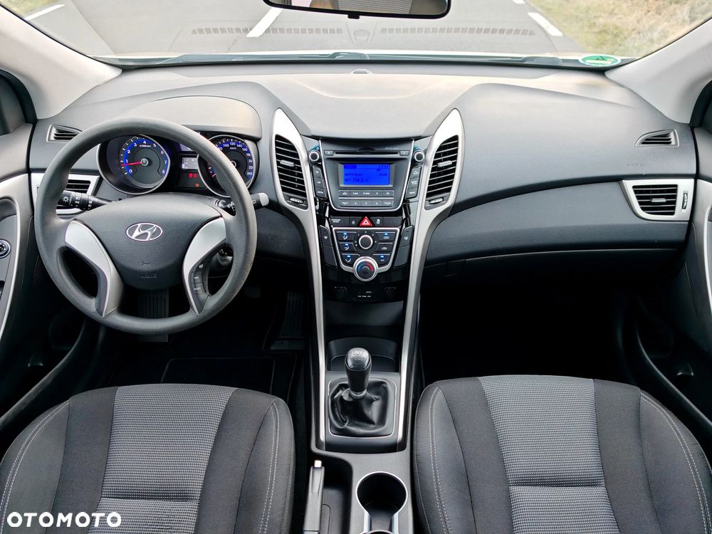 Hyundai i30 1.4 Trend - 33