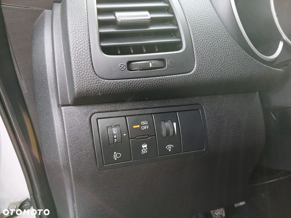 Kia Venga 1.4 CVVT Vision - 18