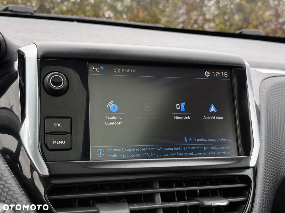 Peugeot 2008 PureTech 110 Stop&Start EAT6 Allure - 29