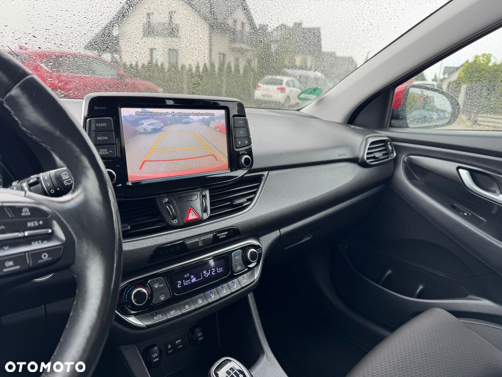 Hyundai i30 1.4 T-GDI Fastback Premium - 24