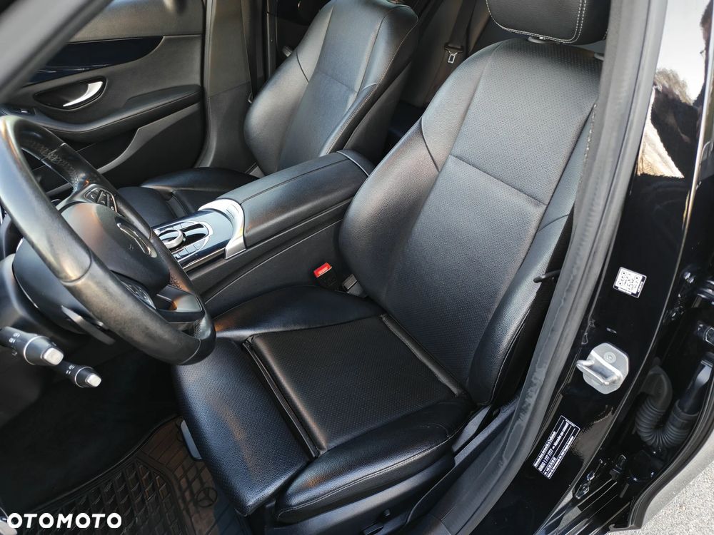 Mercedes-Benz Klasa C 200 d 7G-TRONIC - 29