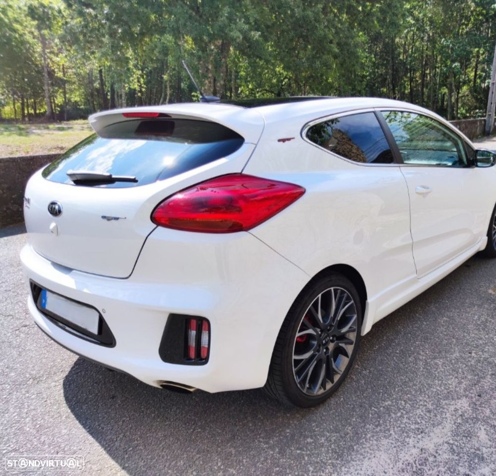 Kia Ceed S Coupé 1.6 T-GDi GT Top - 4