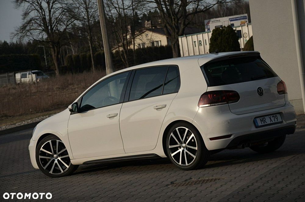 Volkswagen Golf - 14