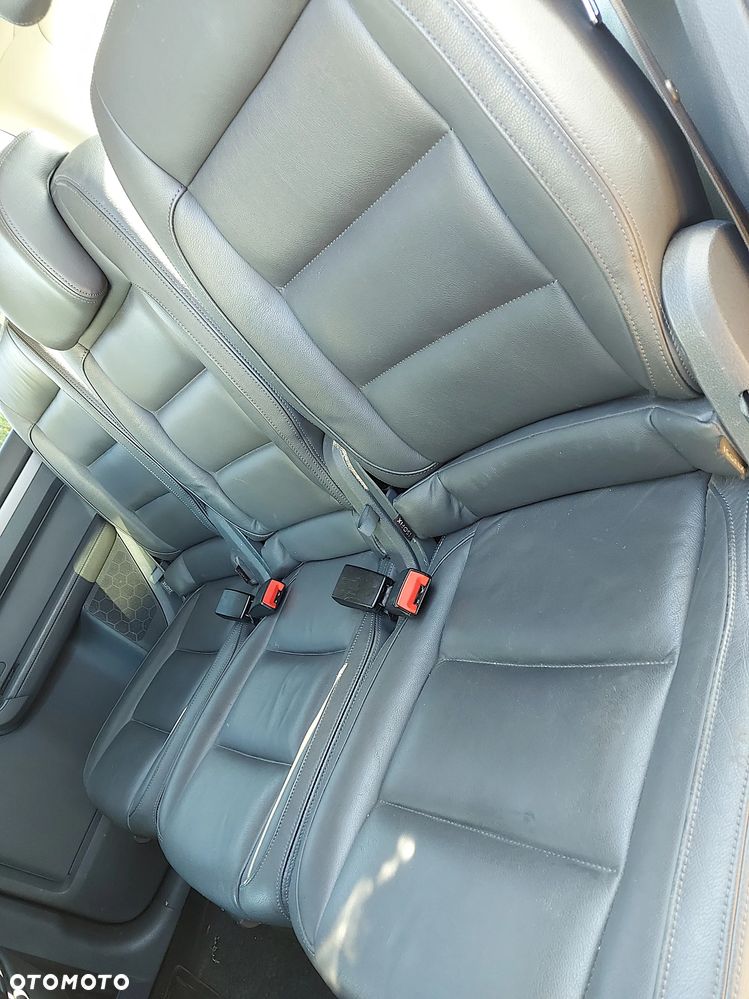 Volkswagen Touran 1.4 TSI Cross - 31