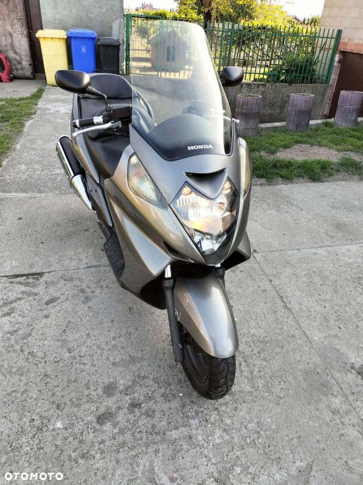 Honda Silver Wing - 1
