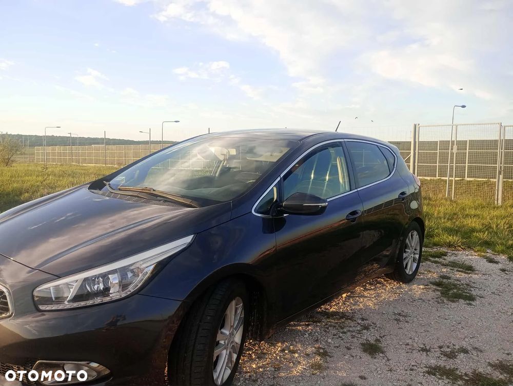 Kia Ceed Cee'd 1.6 CRDi M - 1