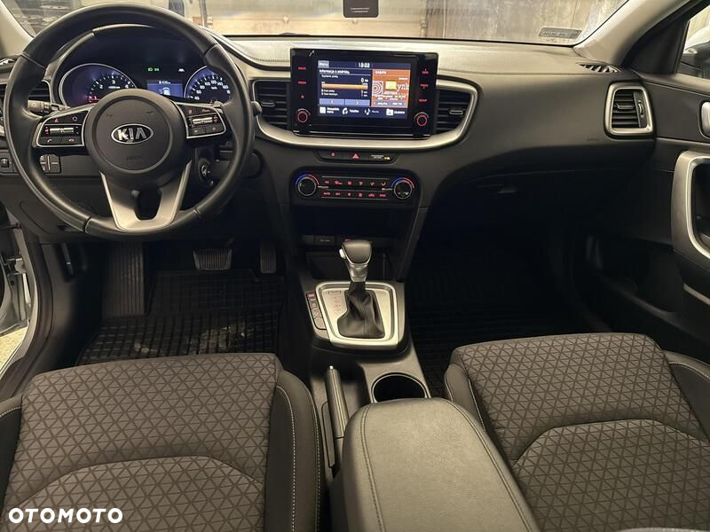 Kia Ceed - 22