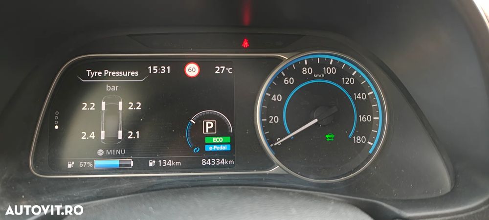Nissan LEAF N-Connecta - 8