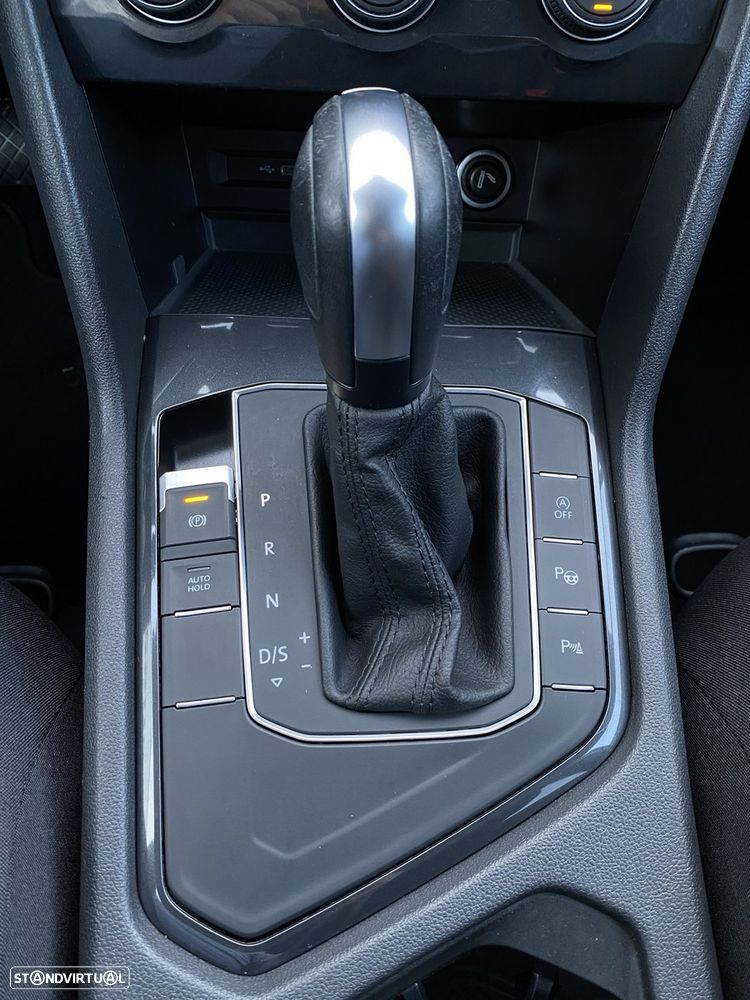 VW Tiguan Allspace 2.0 TDI Confortline DSG - 27