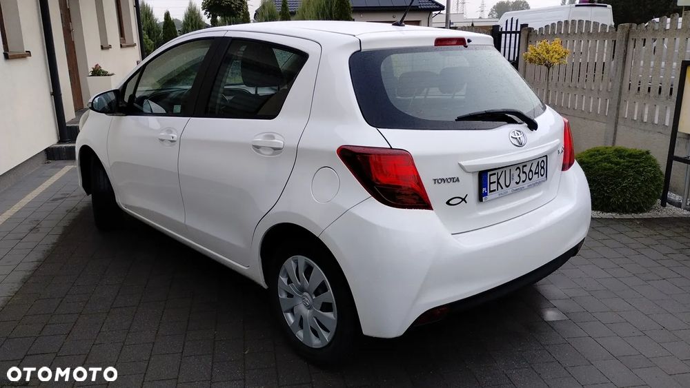 Toyota Yaris - 7