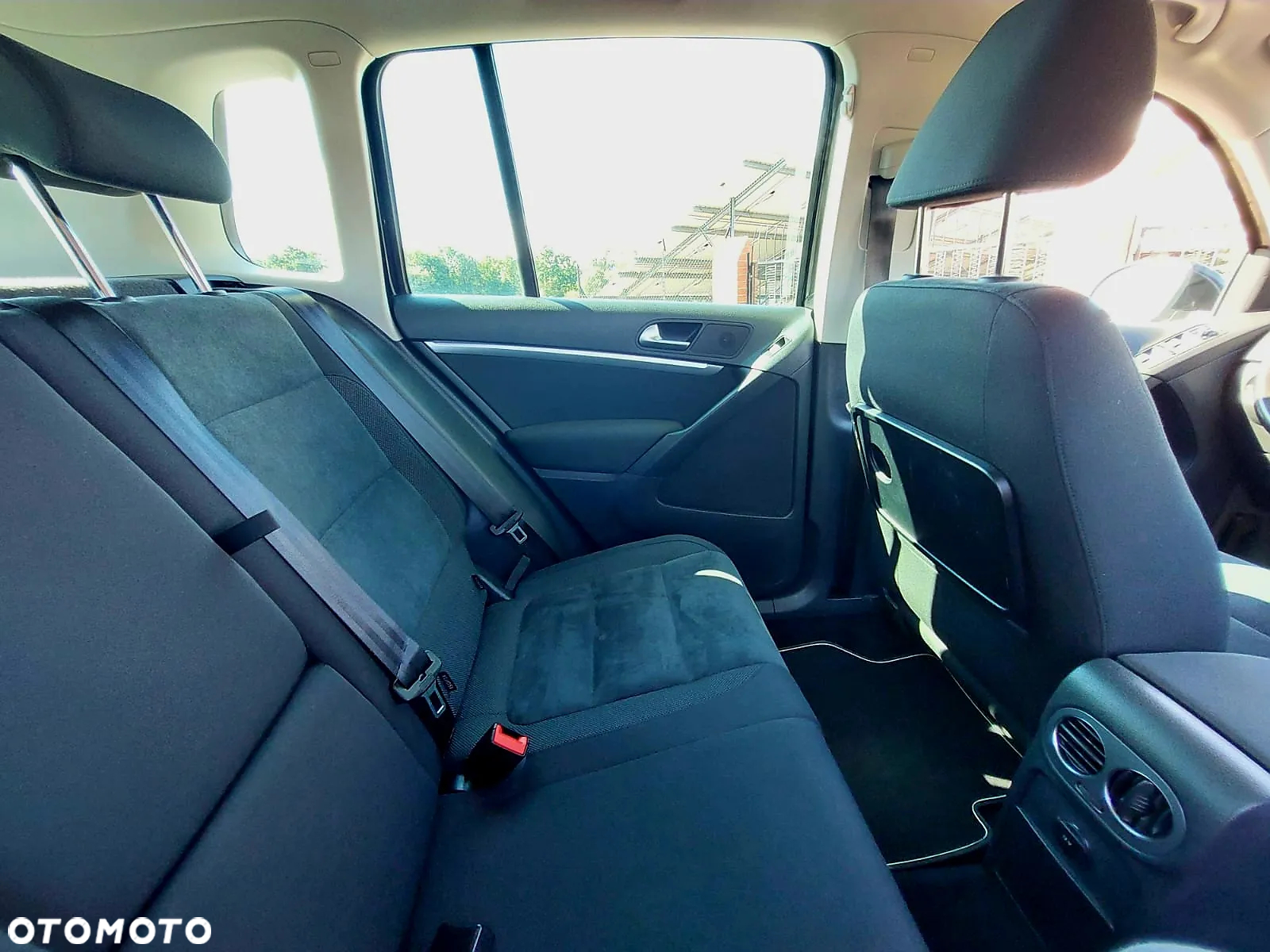 Volkswagen Tiguan 1.4 TSI Sport&Style - 28