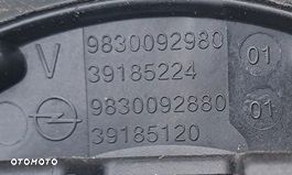 opel corsa f 19- znaczek emblemat mikrostyk klapy bagażnika 9830092980 - 4
