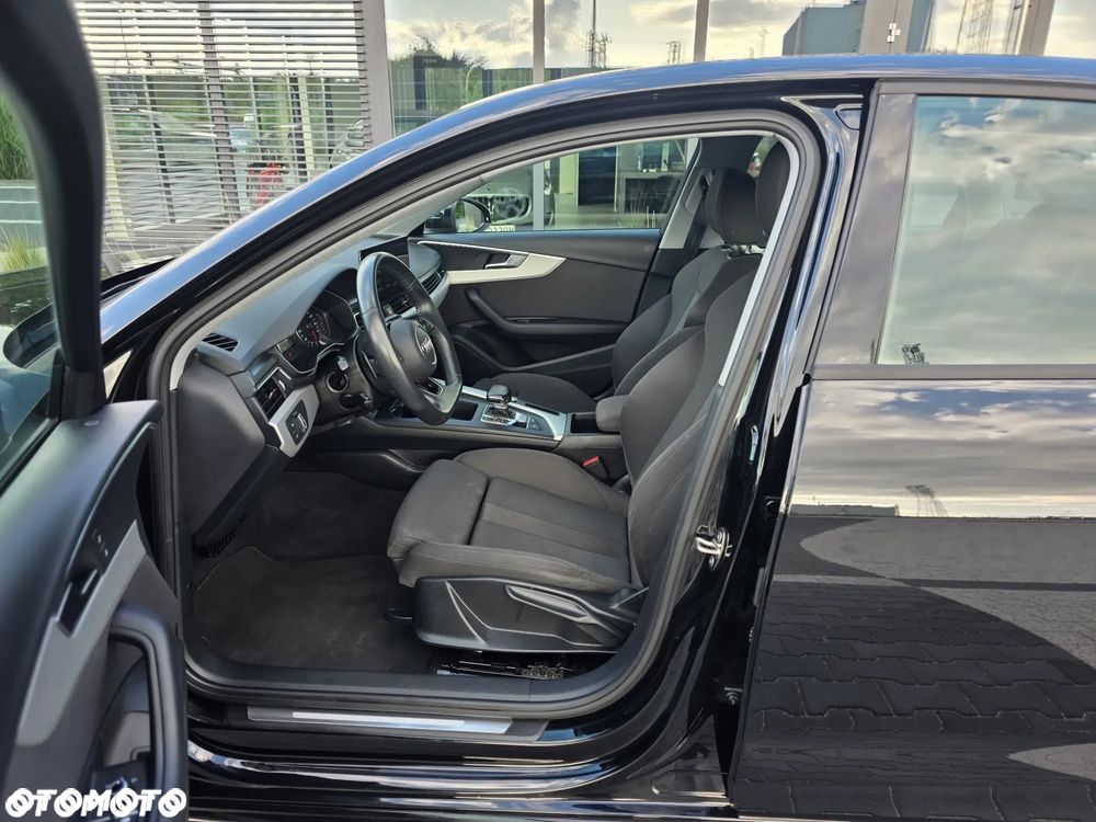 Audi A4 Limousine 35 TDI mHEV Advanced S tronic - 17